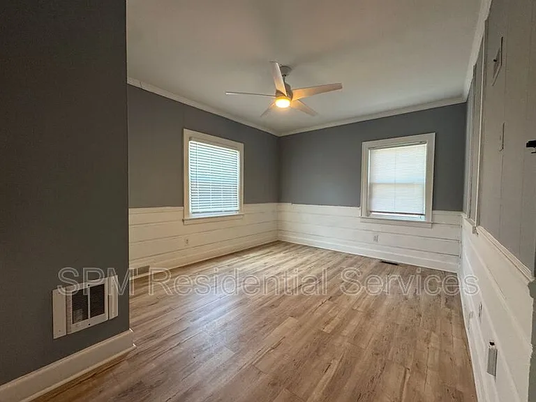 304 N 11th St #C — Photo 7