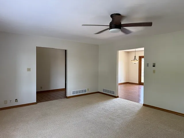 2785 Douglas Fir Rd #2785 — Photo 4