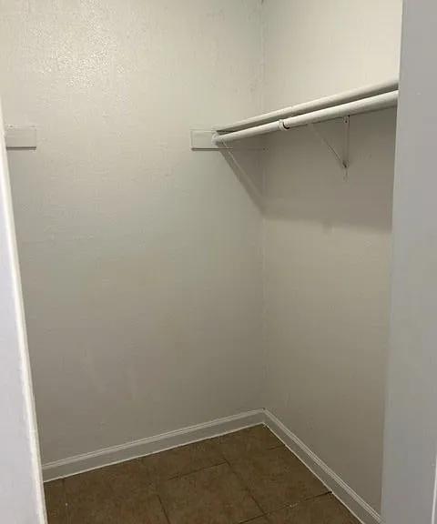 3737 Hillcroft Apartments — Photo 92
