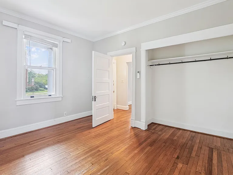 1200 N Cleveland St — Photo 15
