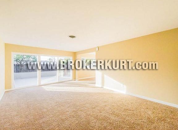 5th image of 882 S Lincoln Ave