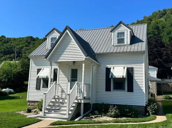 556 Main St, Lansing, IA 52151