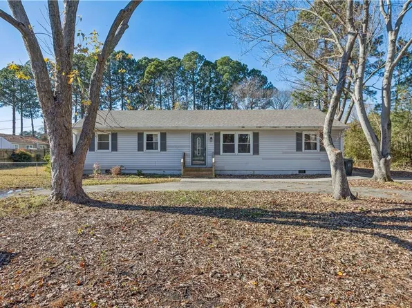 197 Cedar Rd, Poquoson, VA 23662