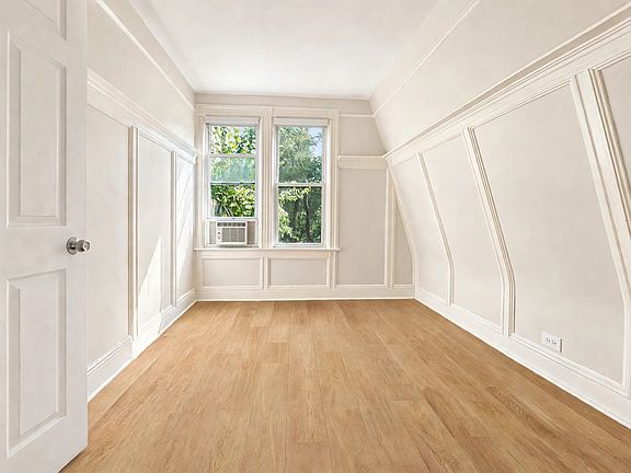 5th image of 7 50th St APT 3