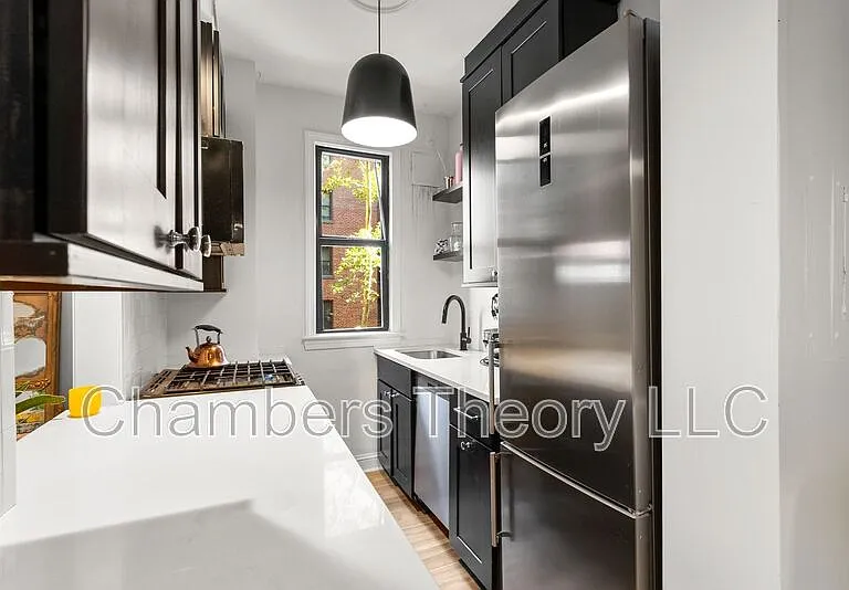 2515 K St NW #403 — Photo 13