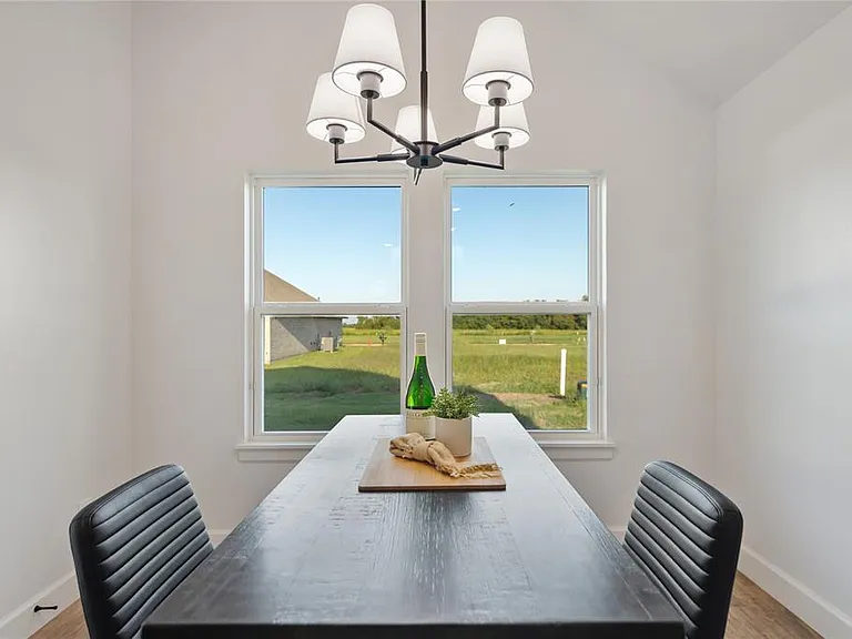 5008 Misty Wood Ln — Photo 18