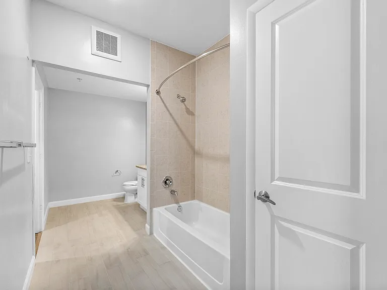 Soaking Tub With Ceramic Tile at Harbor Pointe, Bayonne