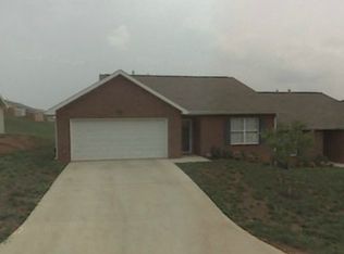 5210 Blue Star Dr, Knoxville, TN 37914