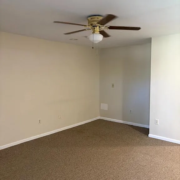 3361 Cheverly Ct — Photo 36