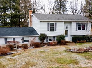 5207 Tacker Ln, Westminster, MD 21158