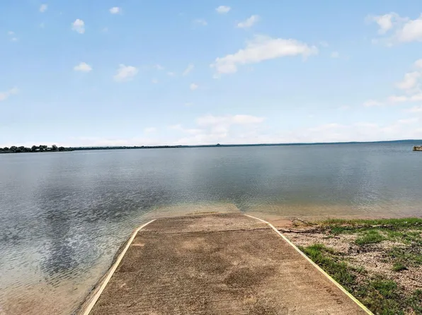 1192 County Road 225, Bluffton, TX 78607
