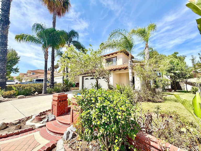 25188 Via Las Lomas — Photo 3
