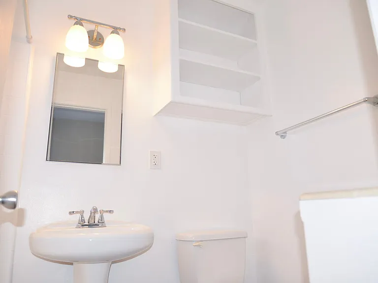 1 W Avenida Ramona — Photo 7