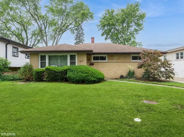 1036 Perda Ln, Des Plaines, IL 60016