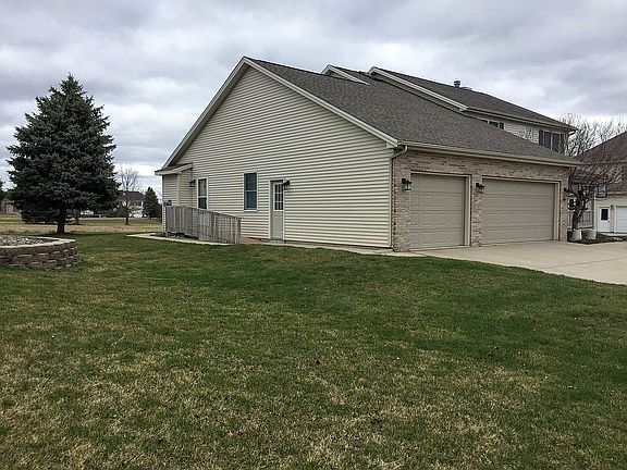 west view of entry to suite