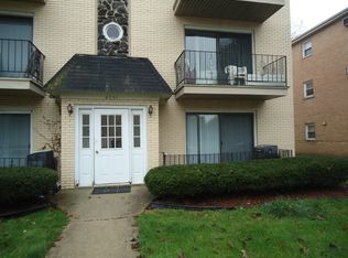6151 Marshall Ave APT 1WEST, Chicago Ridge, IL 60415