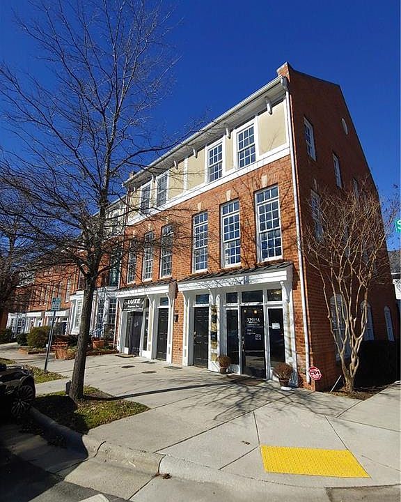 1st image of 219 Southside Sq