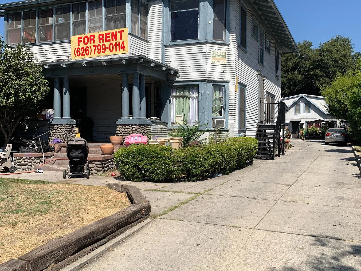Studio, 350 sqft, $1,500 — Photo 2