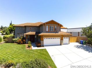 1935 Ivy Rd, Oceanside, CA 92054