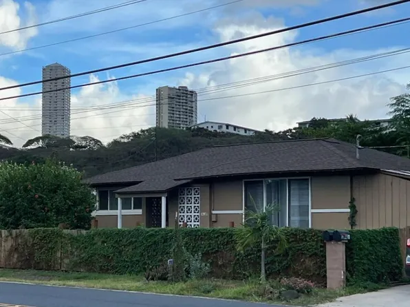 98-229 Hekaha St #B, Aiea, HI 96701