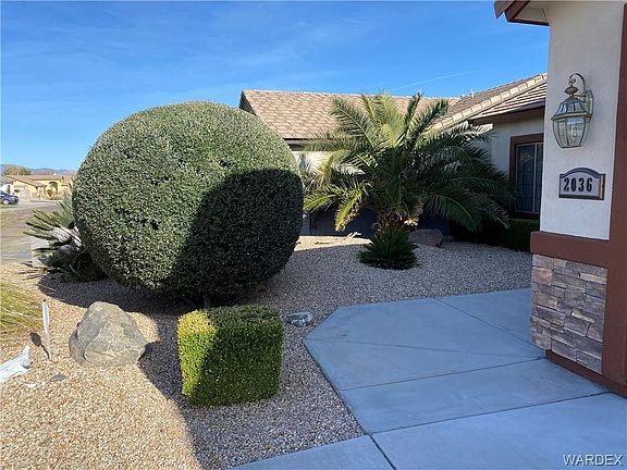 4th image of 2036 John Wayne Dr