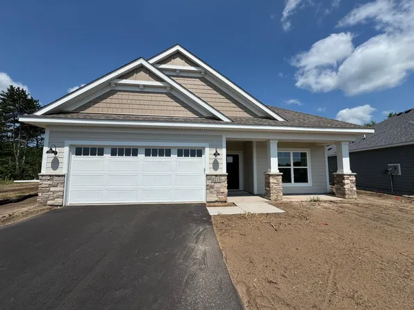 8219 Haywood Dr, Lino Lakes, MN 55014