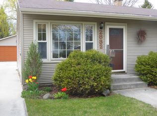 2832 S 16th St, Sheboygan, WI 53081