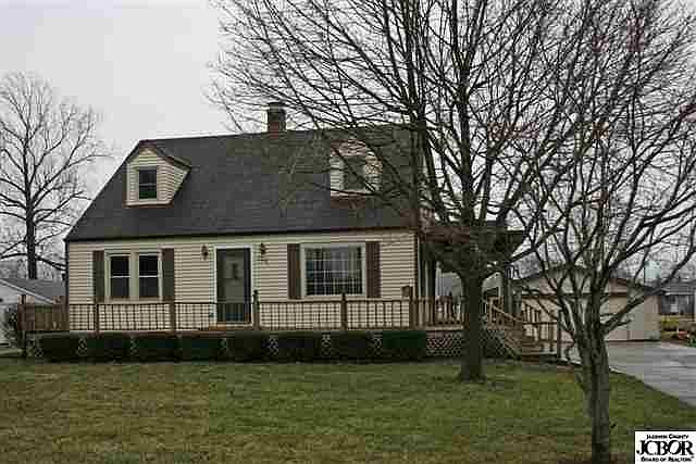 1st image of 229 S Park Dr