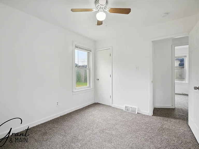 13926 Rockdale St — Photo 17