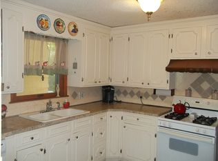 937 N Kiger Rd, Independence, MO 64050