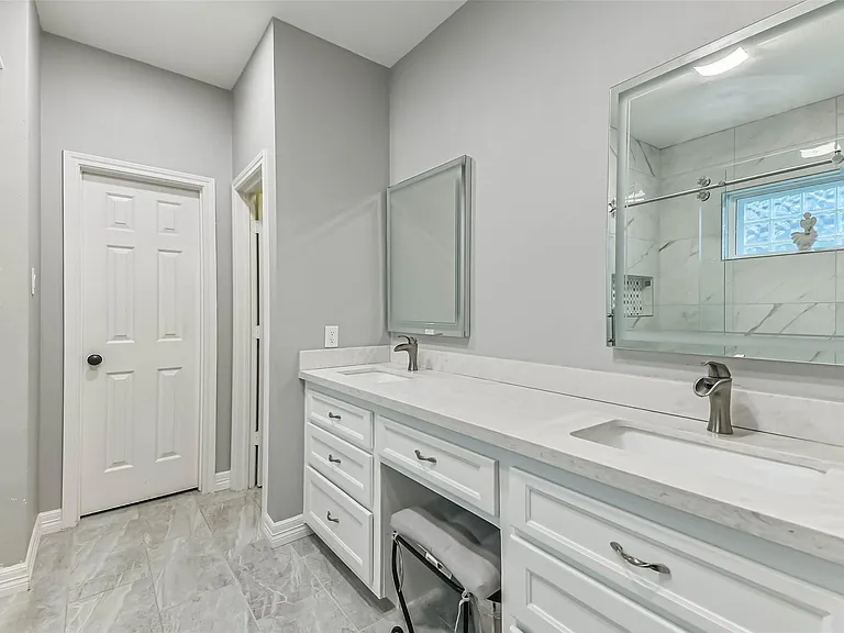 20319 Umber Oak Ct — Photo 40
