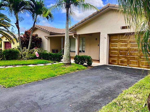 4th image of 10218 NW 80th Dr