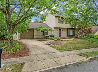 103 Lavenham Ct, Toms River, NJ 08755