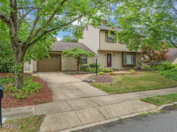 103 Lavenham Court, Toms River, NJ 08755