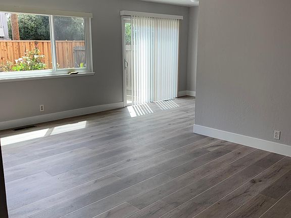 3rd image of 452 S Bernardo Ave