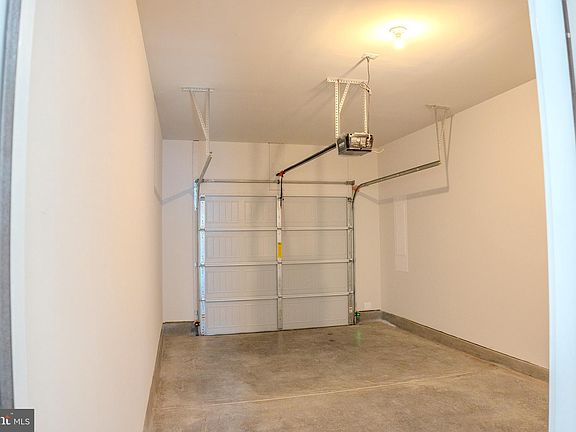 3rd image of 104 Cramsford St