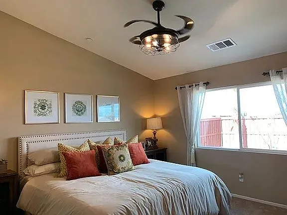 265 W Playa Del Carmen Dr — Photo 5