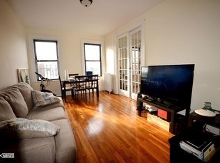 3011 34th St APT 5E, Astoria, NY 11103