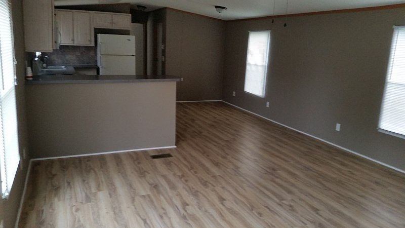2nd image of 40 Phlox Ln