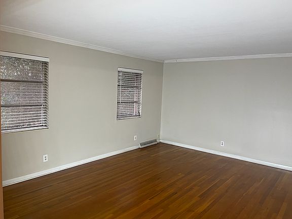4th image of 3740 Spearman Dr