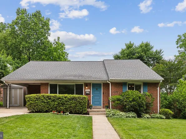 9212 E Parkhill Dr, Bethesda, MD 20814