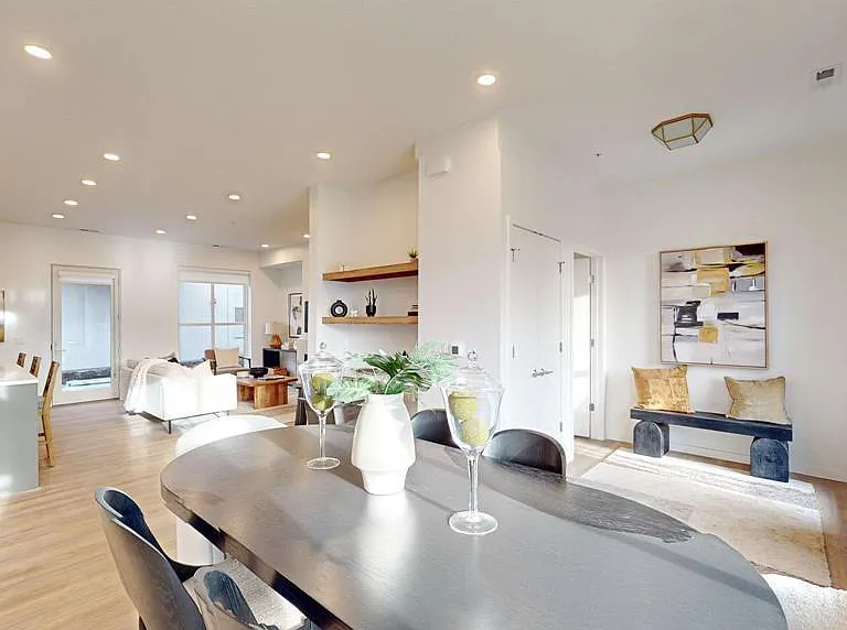 1 West Dr #4 — Photo 14
