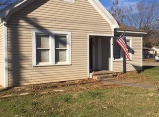 310 N Henry St, Lindale, TX 75771