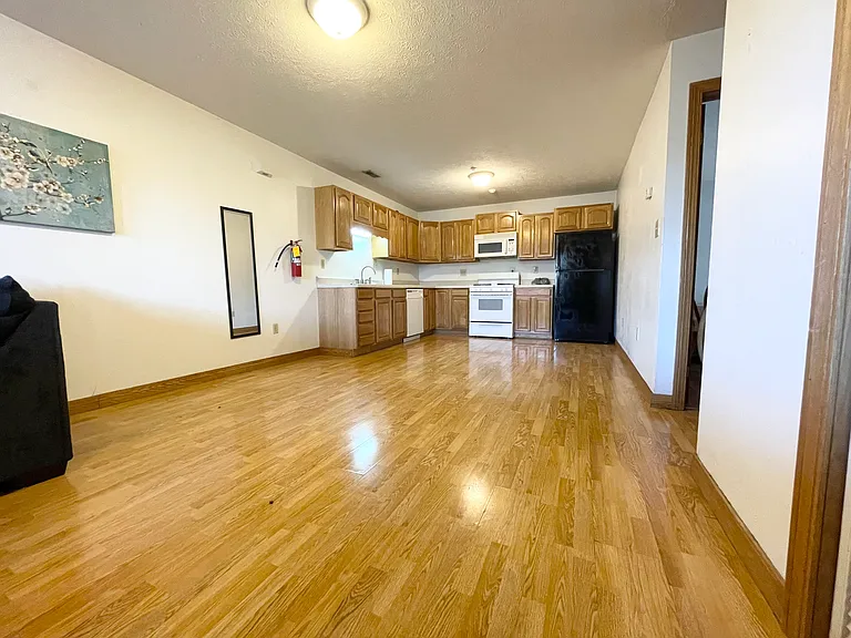 Campus Lofts — Photo 16