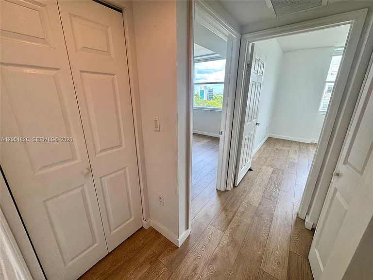 1723 SW 2nd Ave #704 — Photo 18