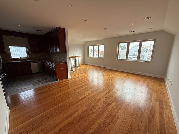 4th image of 1201 Olympia Blvd Floor 2