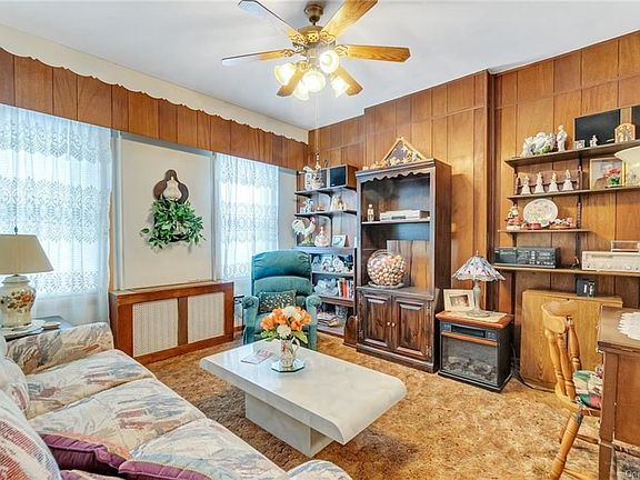5th image of 60 Fortfield Ave