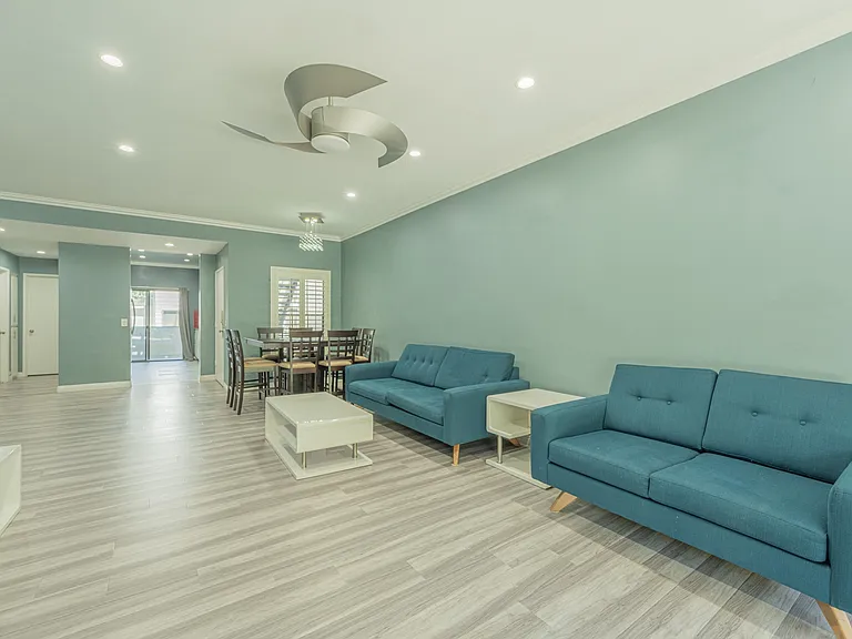 2510 W Macarthur Blvd #G — Photo 3