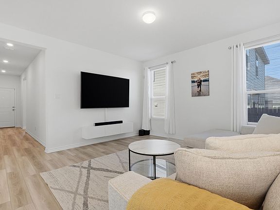 3rd image of 15415 Oceanus Dr