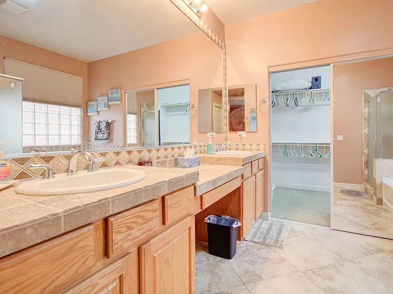 22896 W Arrow Dr — Photo 28